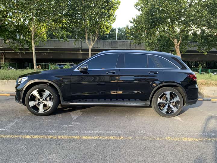 Фото 5 - Mercedes-Benz GLC-Class