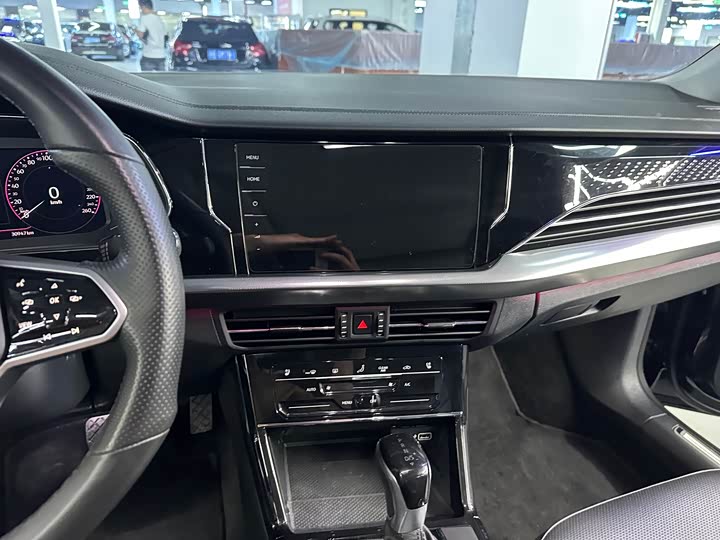 Фото 7 - Volkswagen Passat