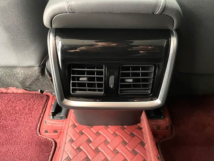 Фото 16 - Toyota Venza