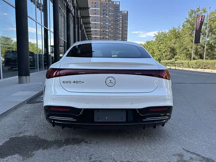 Фото 8 - Mercedes-Benz EQS