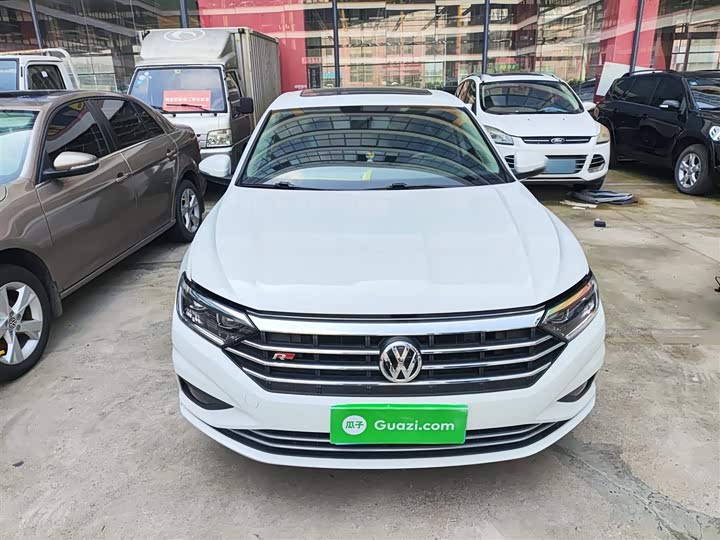 Фото 3 - Volkswagen Sagitar L