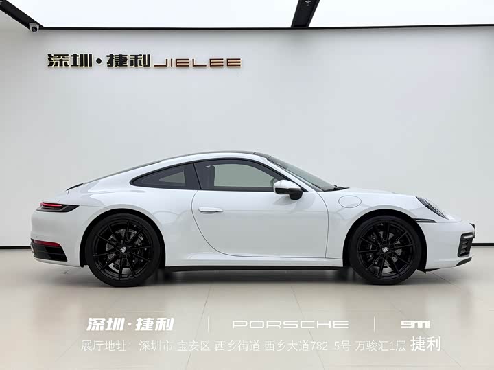 Фото 3 - Porsche 911