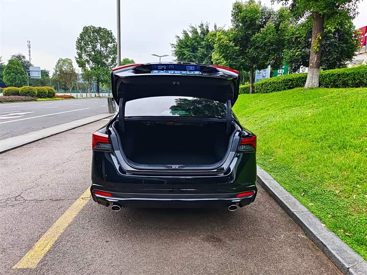 Фото 18 - Nissan Teana