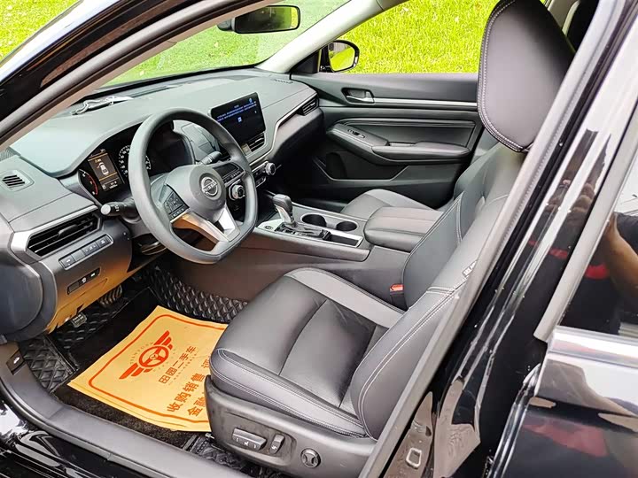 Фото 7 - Nissan Teana