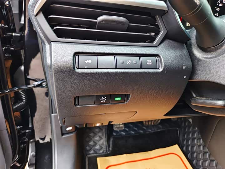 Фото 8 - Nissan Teana