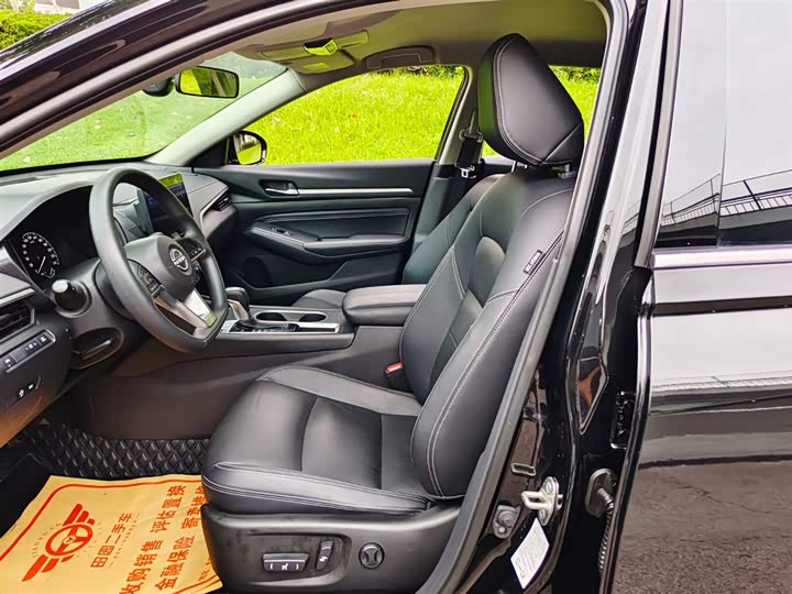 Фото 9 - Nissan Teana