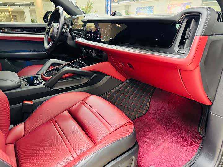 Фото 8 - Porsche Cayenne