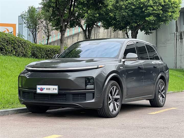 Фото 1 - LiXiang L8