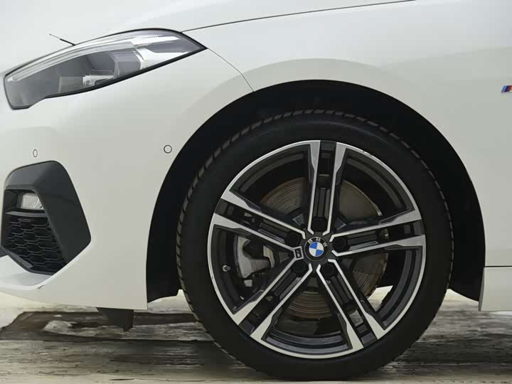 Фото 13 - BMW 2 Series