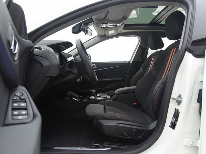 Фото 6 - BMW 2 Series