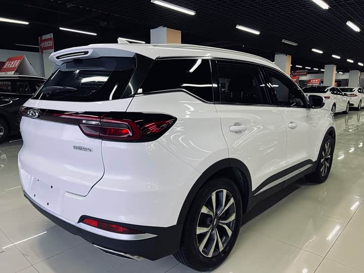 Фото 9 - Chery Tiggo 7