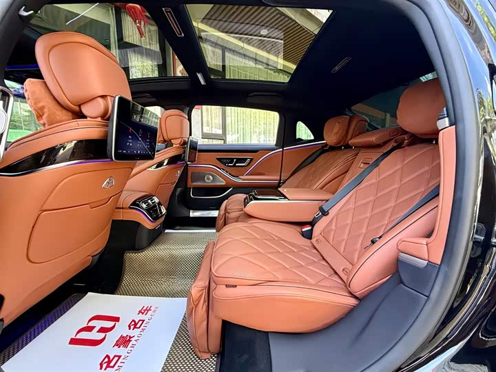 Фото 12 - Mercedes-Benz Maybach S-Class