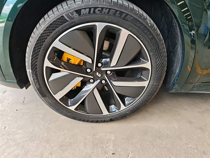 Фото 23 - LiXiang L9