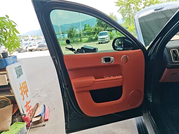 Фото 28 - LiXiang L9