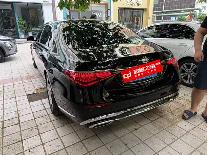 Фото 3 - Mercedes-Benz Maybach S-Class