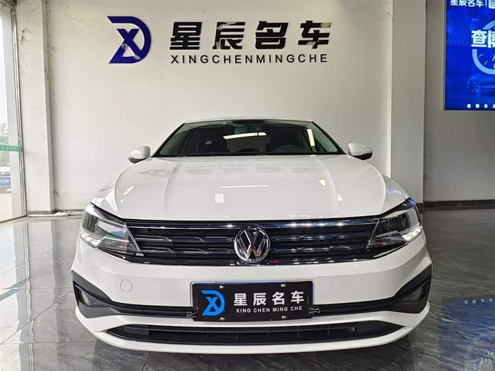 Фото 2 - Volkswagen Lamando L