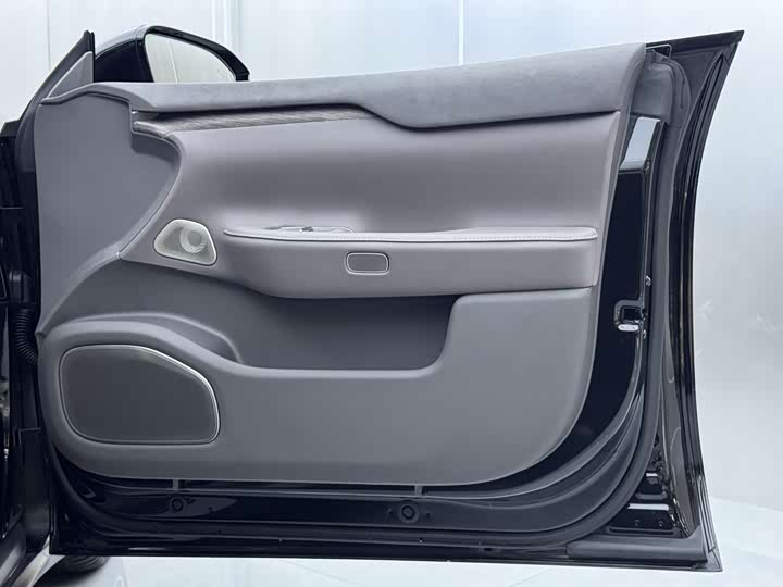 Фото 19 - Nio ET7