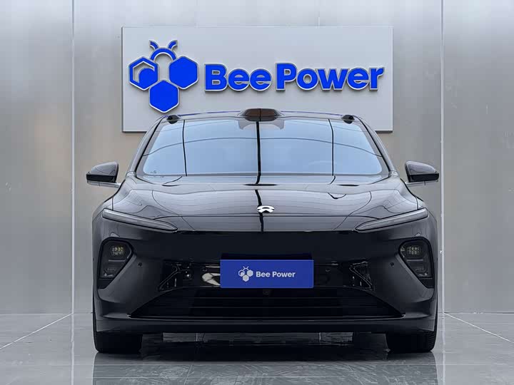 Фото 2 - Nio ET7