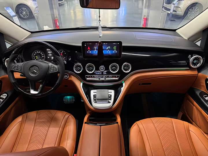 Фото 12 - Mercedes-Benz Vito