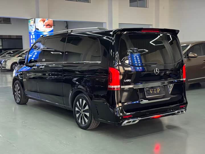 Фото 19 - Mercedes-Benz Vito