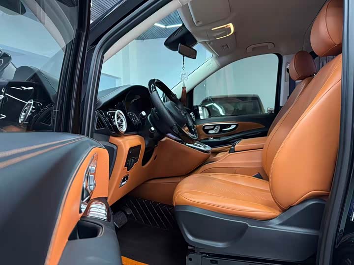 Фото 4 - Mercedes-Benz Vito