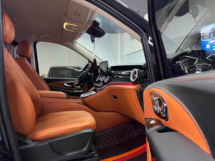 Фото 8 - Mercedes-Benz Vito