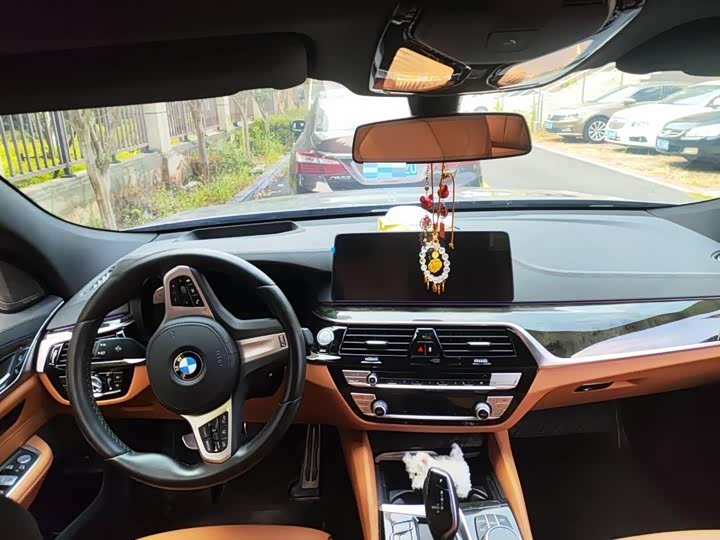 Фото 5 - BMW 6 Series GT