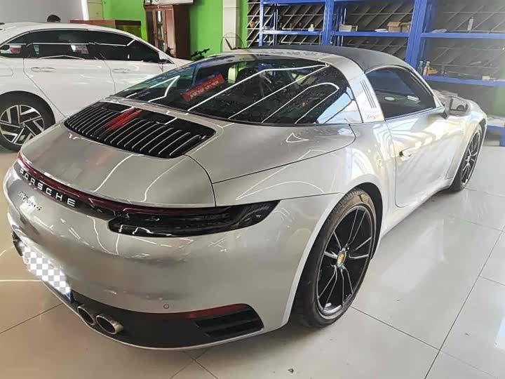 Фото 2 - Porsche 911