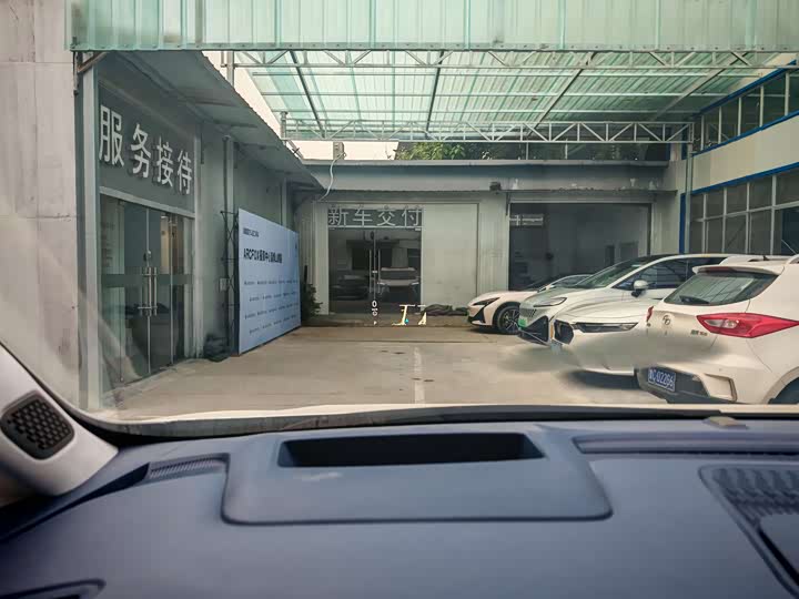 Фото 6 - Buick GL8 Hybrid