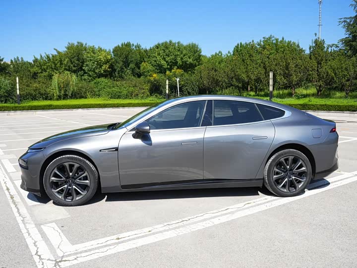 Фото 4 - XPeng P7