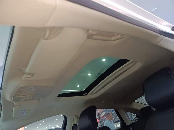 Фото 18 - Ford Mondeo