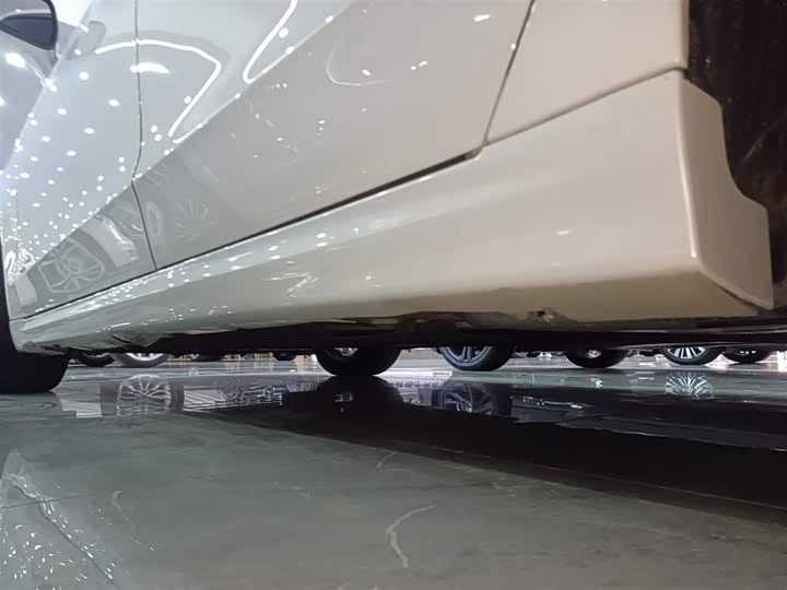 Фото 22 - Ford Mondeo