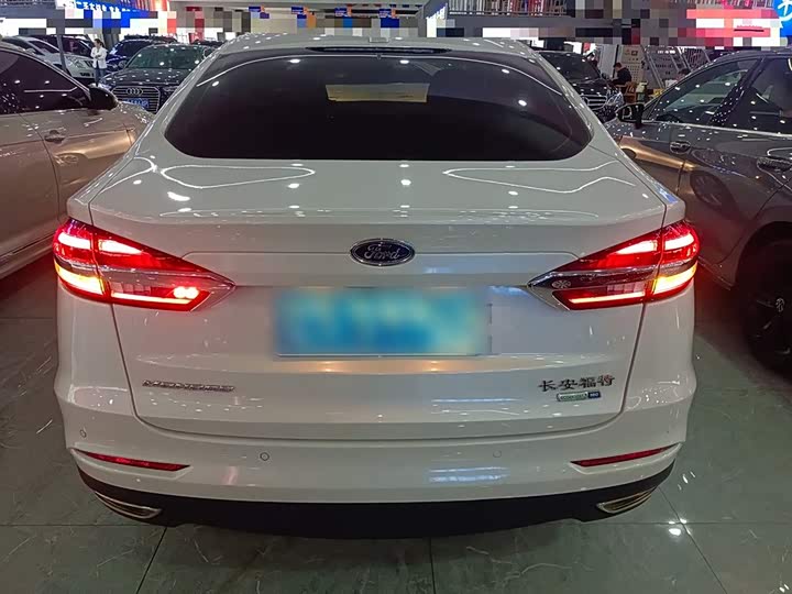 Фото 6 - Ford Mondeo