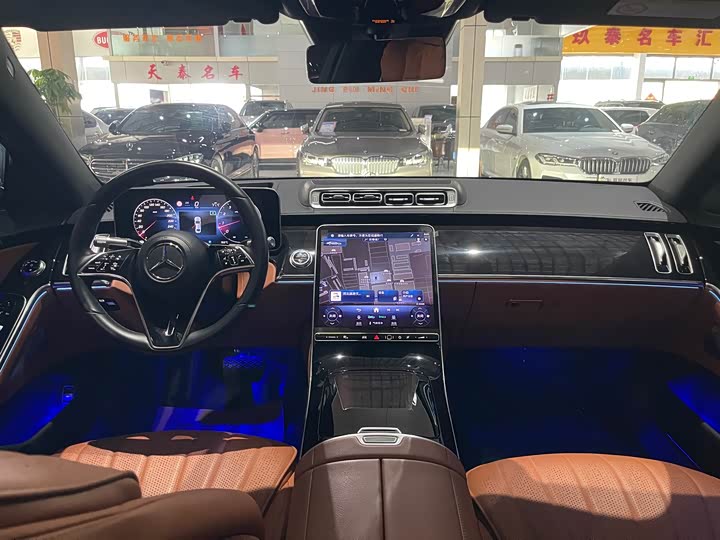 Фото 10 - Mercedes-Benz S-Class