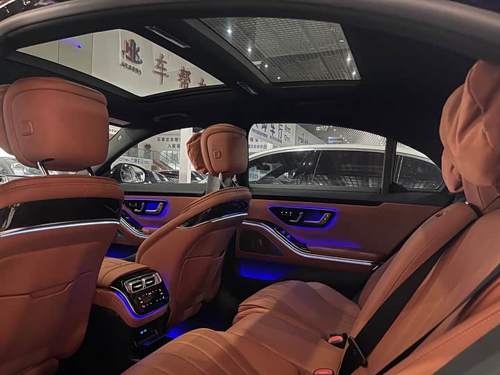 Фото 7 - Mercedes-Benz S-Class