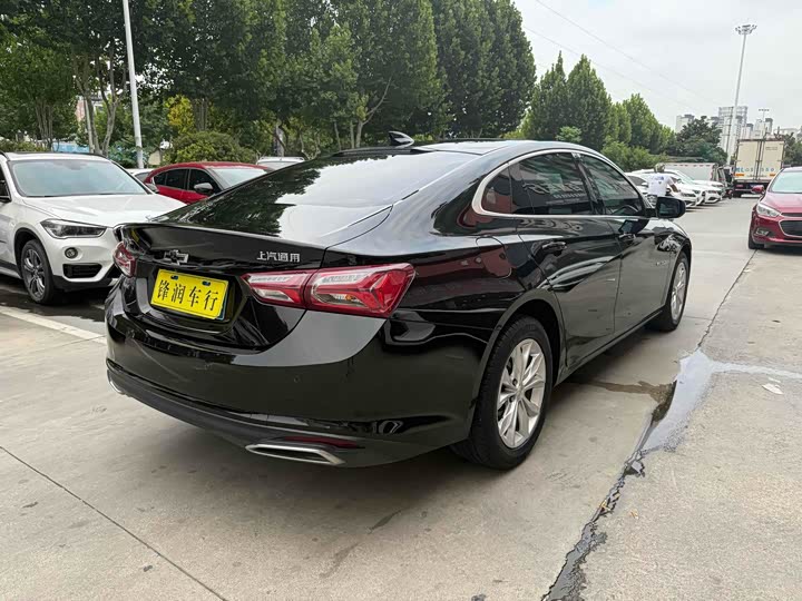 Фото 4 - Chevrolet Malibu XL