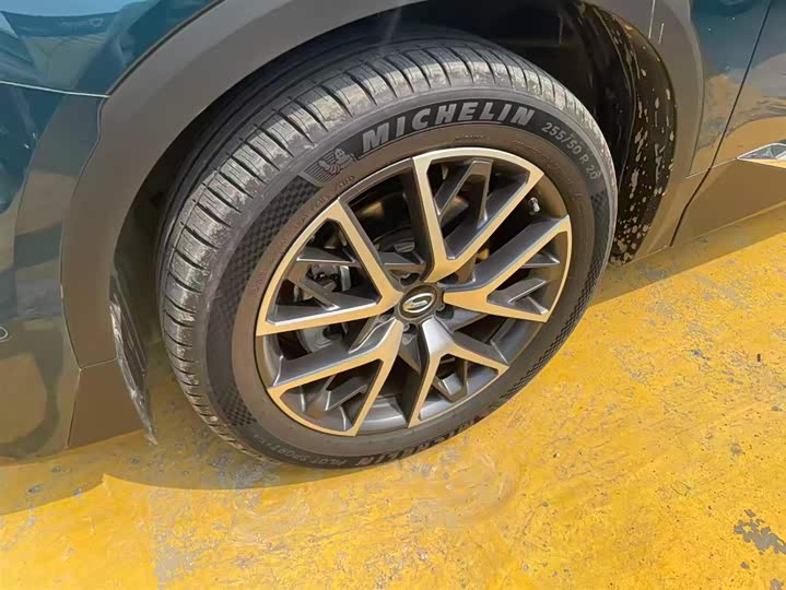 Фото 11 - GAC Trumpchi GS8