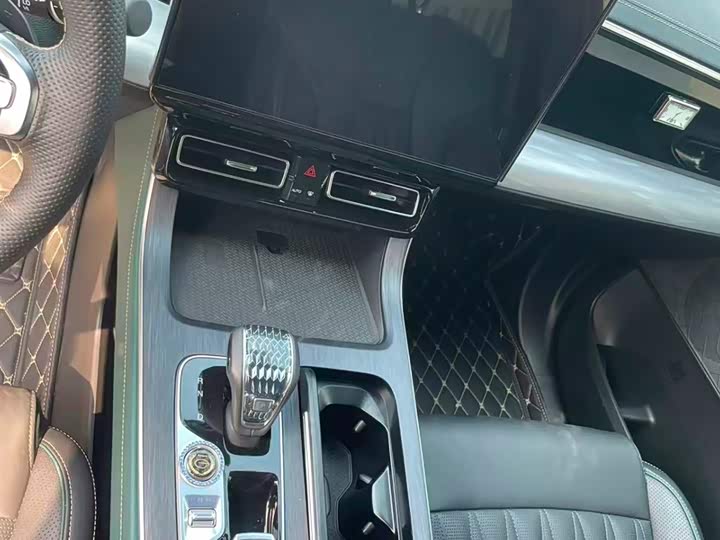 Фото 4 - GAC Trumpchi GS8