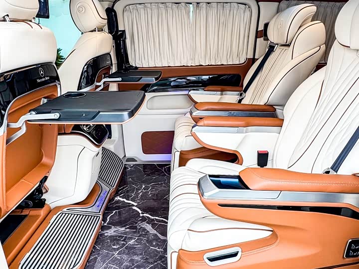 Фото 12 - Mercedes-Benz Vito