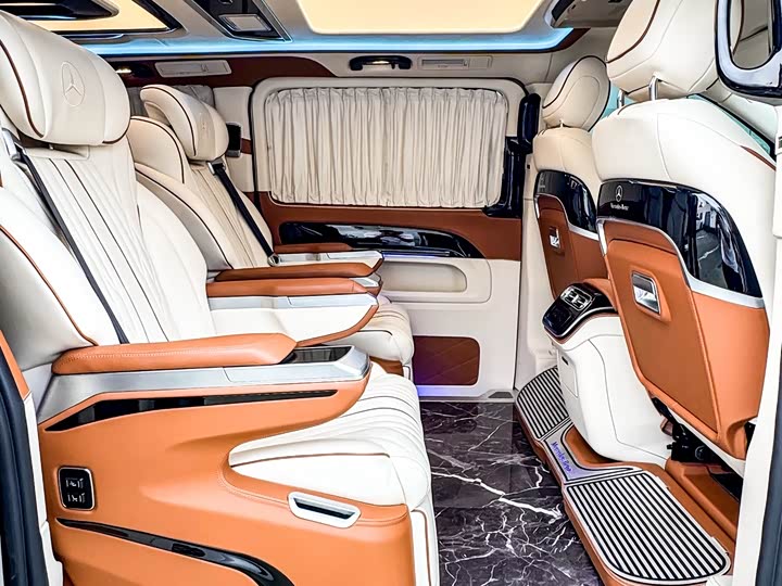 Фото 18 - Mercedes-Benz Vito