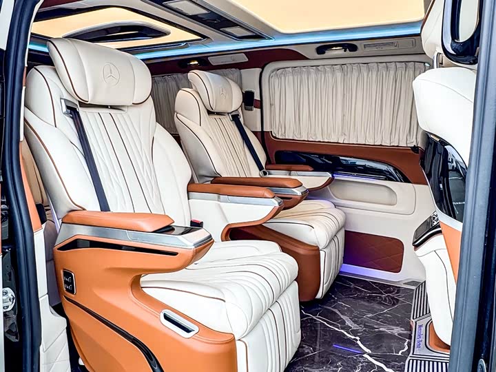 Фото 21 - Mercedes-Benz Vito