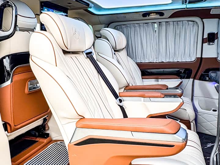 Фото 22 - Mercedes-Benz Vito