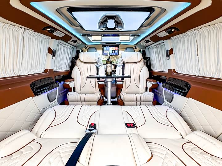 Фото 27 - Mercedes-Benz Vito