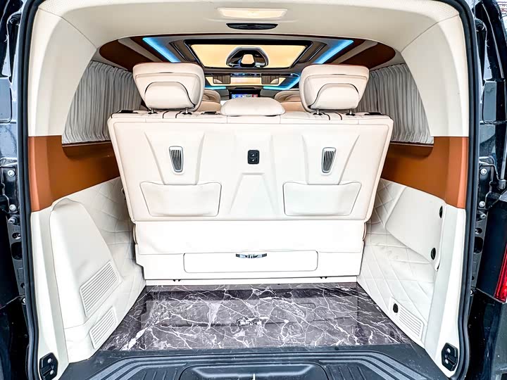 Фото 37 - Mercedes-Benz Vito