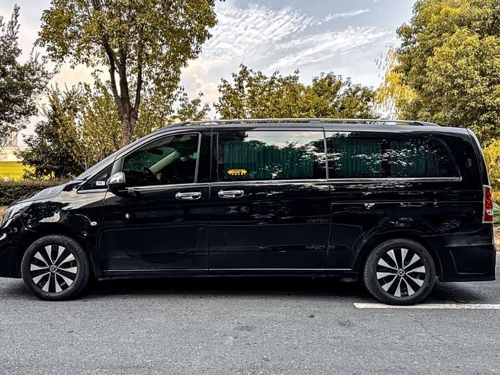 Фото 39 - Mercedes-Benz Vito