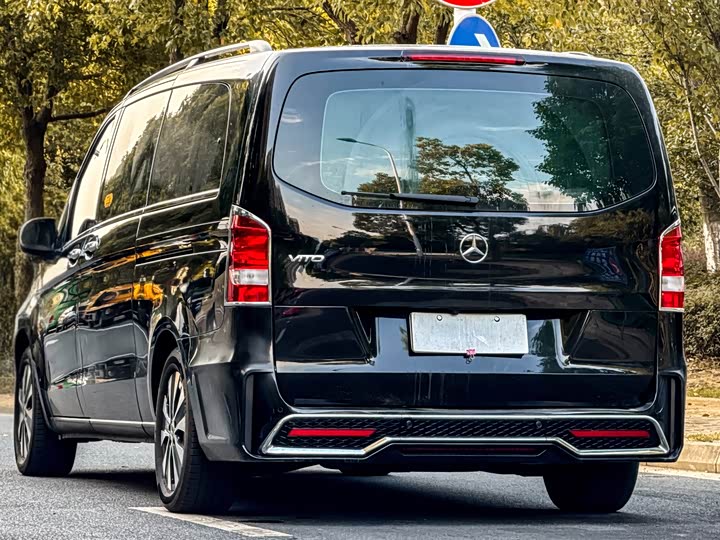 Фото 40 - Mercedes-Benz Vito