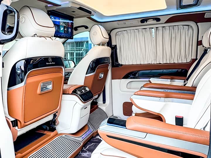 Фото 9 - Mercedes-Benz Vito