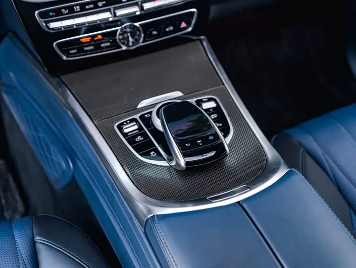 Фото 20 - Mercedes-Benz G-Class