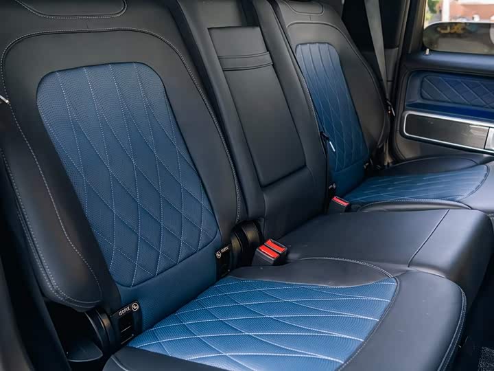 Фото 22 - Mercedes-Benz G-Class