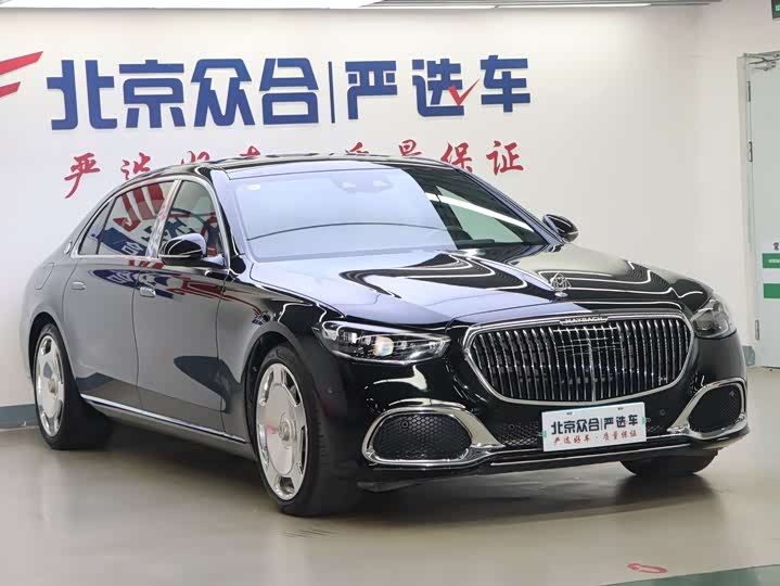 Фото 2 - Mercedes-Benz Maybach S-Class